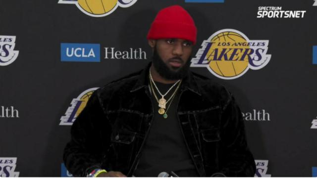 LOL在线竞猜-三巨头合体湖人反而输球 詹眉已对沃格尔不满？