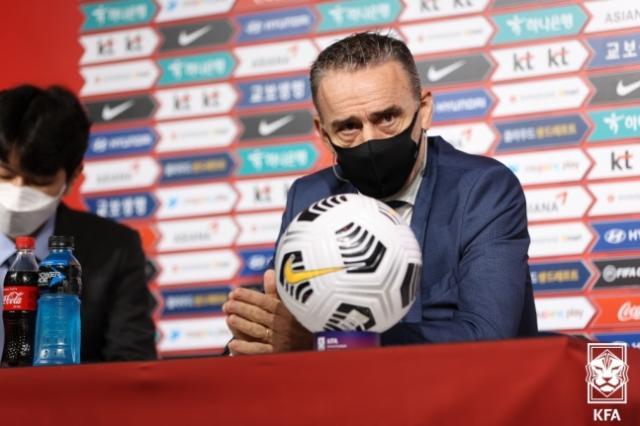 官方电竞押注-韩国队12强赛名单：孙兴慜领衔 李刚仁孙准浩落选